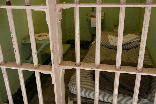 An unusual coalition of organizations are hoping to ease sentencing requirements for some crimes, either keeping convicts from seeing the inside of a prison cell, or lessening the time they spend in one.