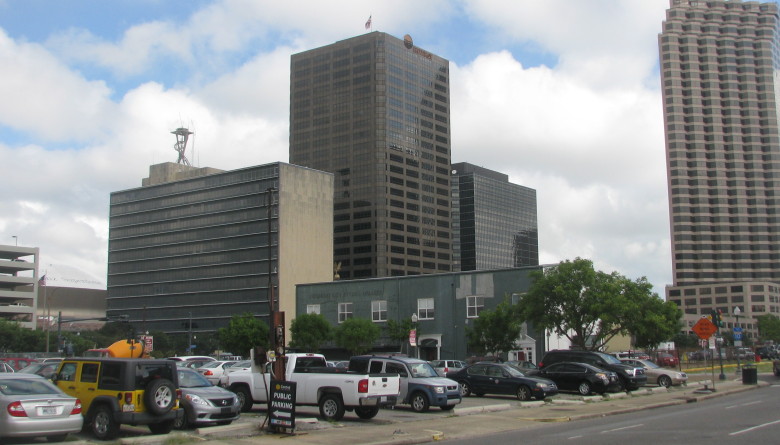 Nineland parking lot